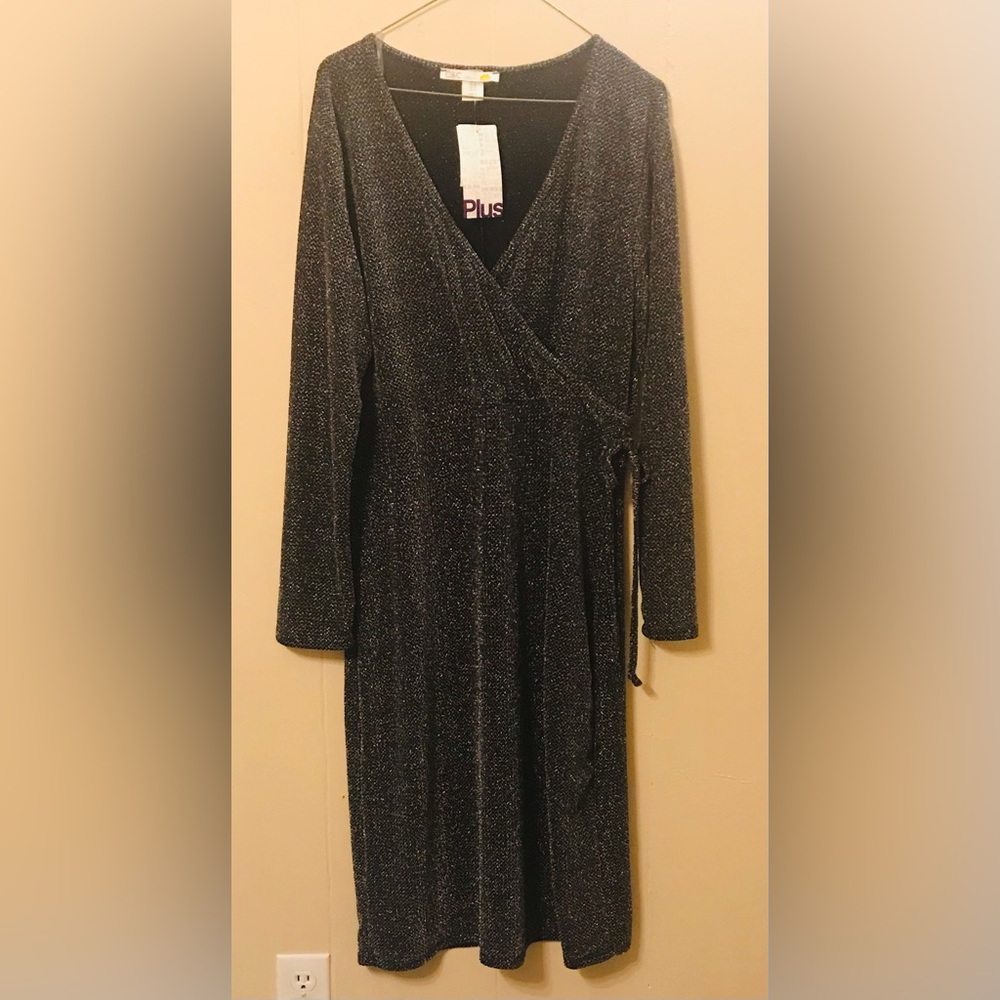 NWT C&C California Sparkling V-Neck Wrap Dress